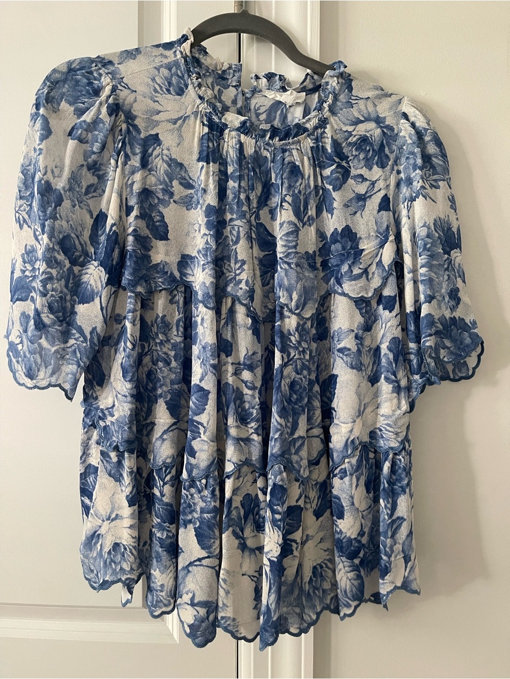 Blue Floral Puff-Sleeve Women's Top